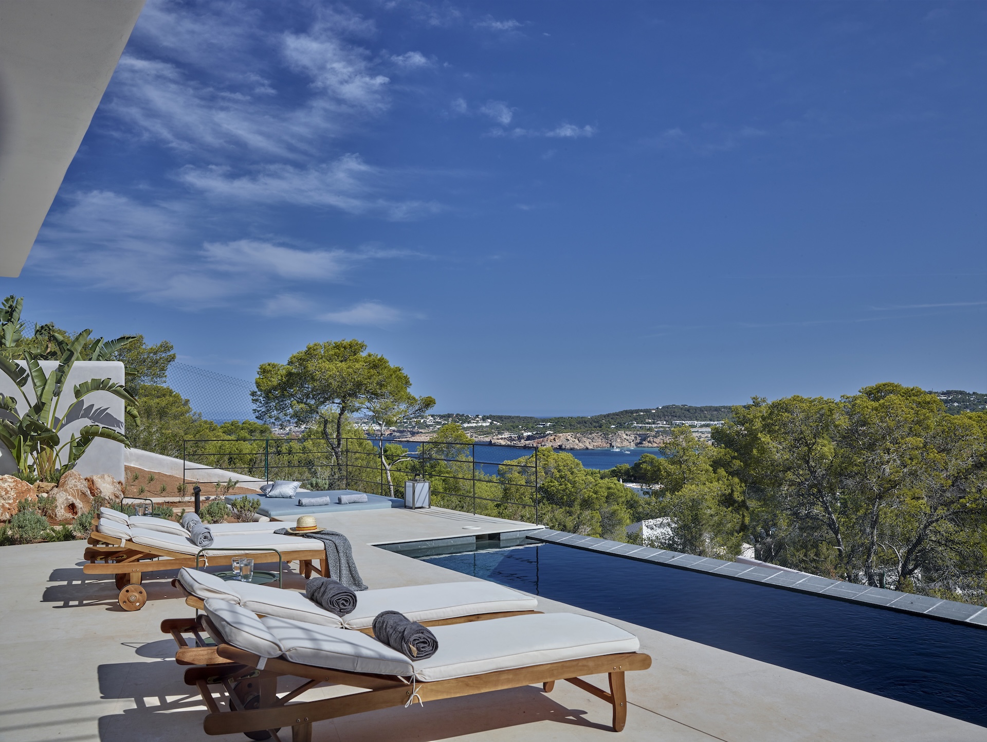 Resa Estates Ibiza koop sale Cala Moli villa seaviews modern terrace views 3.jpg